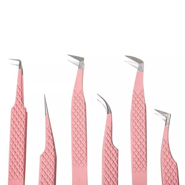 curved lash tweezers